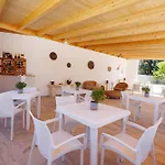 Petra Leccese - Art & Luxury Design With Pool 4*