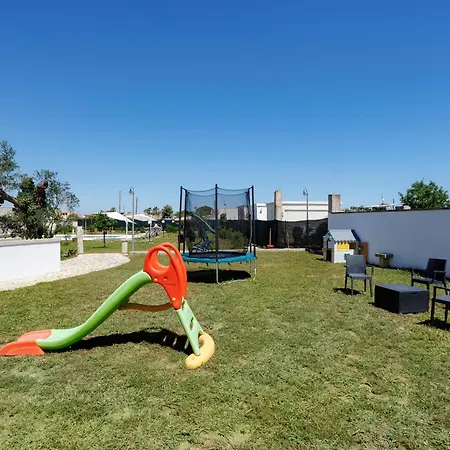 Petra Leccese - Art & Luxury Design With Pool 4*