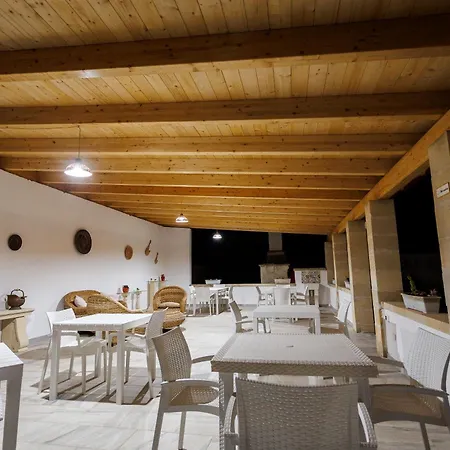 Affittacamere Petra Leccese - Art & Luxury Design With Pool