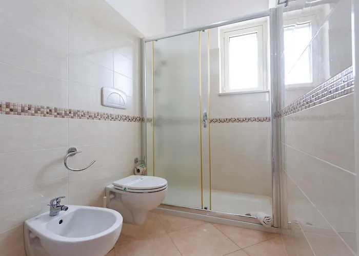 Petra Leccese - Art & Luxury Design With Pool Gasthof Giurdignano
