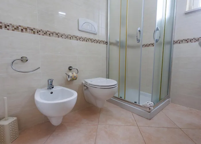 Petra Leccese - Art & Luxury Design With Pool 4*